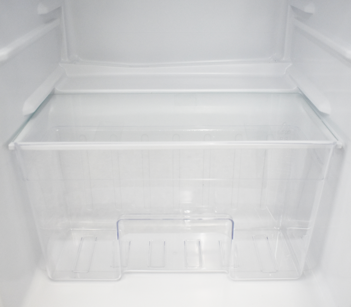 Nevera ejecutiva Single Door con escarcha 93 litros Negro Gplus