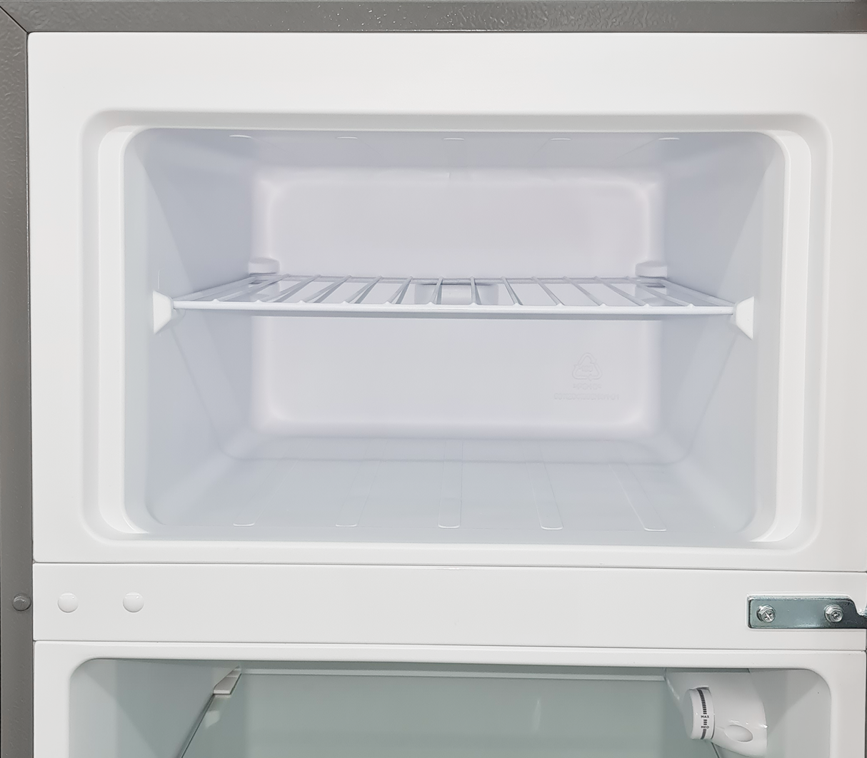 Nevera 207 litros semi escarcha Top Mount Omega Electronics