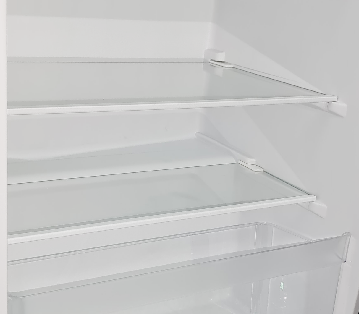 Nevera Single Door 6.6 pies con escarcha y dispensador gris Frigilux