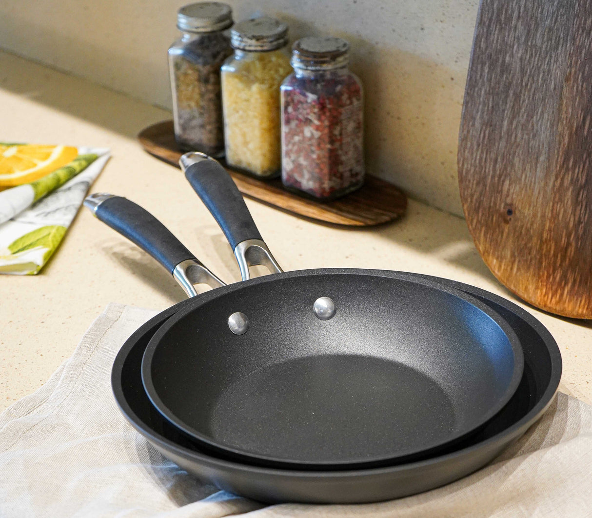 Juego de sartenes 20cm-24cm Magefesa