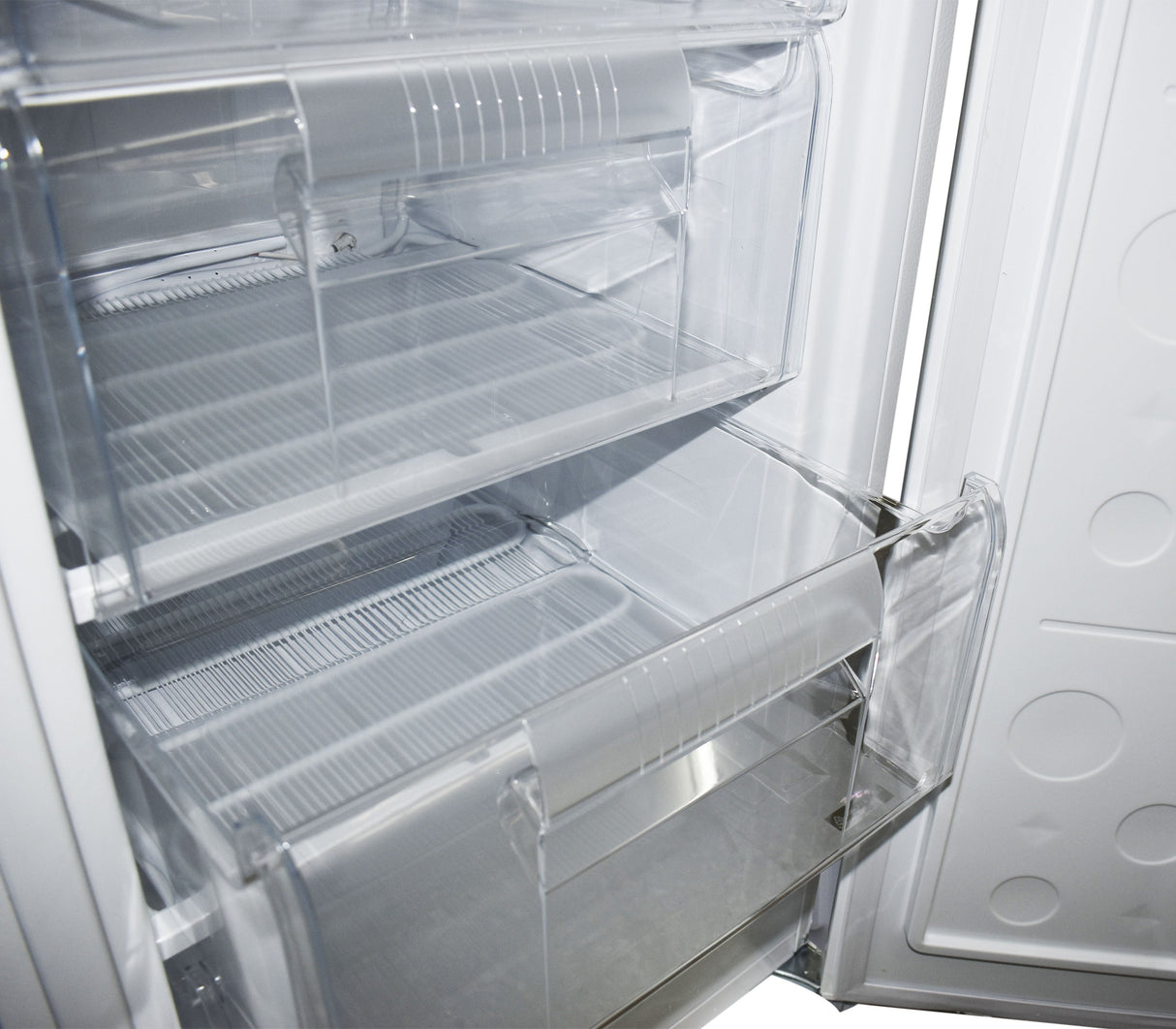 Congelador vert 6pies c/escarcha gp-nev1q 110v blanco Gplus