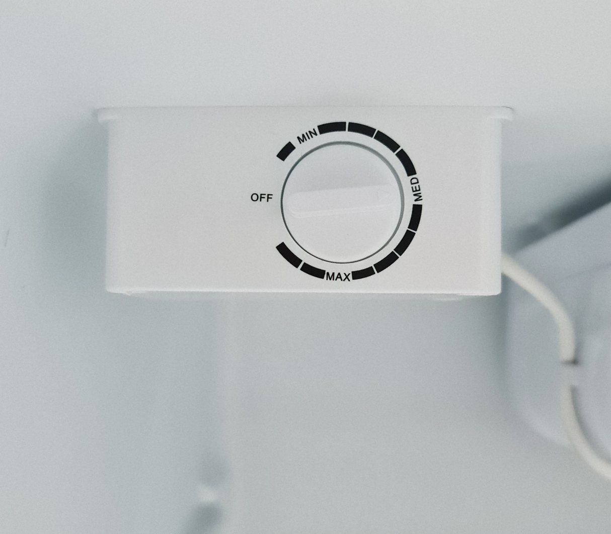 Nevera ejecutiva Single Door con escarcha 67 litros gris Frigilux