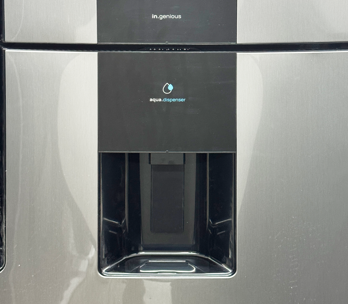 Nevera top mount 400 litros con dispensador silver Mabe