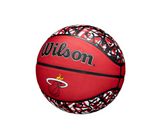 Balón basketball NBA graffiti Miami Heat N.° 7 rojo Wilson
